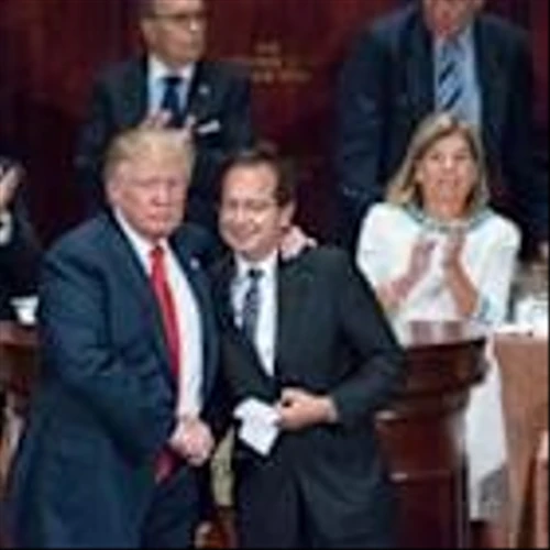 Trump's 100% Drug Tariffs Sparks Selloff in Global Pharma Markets