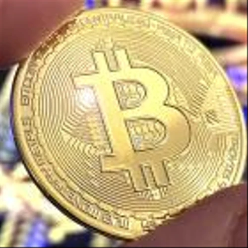 Coinbase, Strategy lead crypto stocks lower as bitcoin tumbles below $90,000 for first time since November
