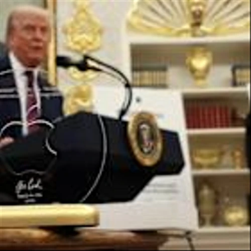 Apple’s Tim Cook gifted Trump a 24K gold plaque — how to get your share of the highly coveted precious metal