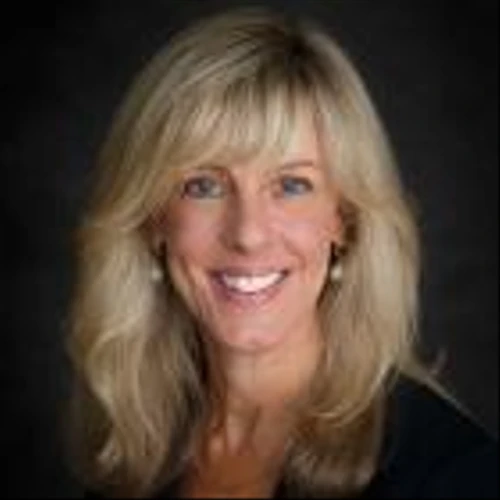 Fathom Holdings Promotes Joanne Zach to Chief Financial Officer
