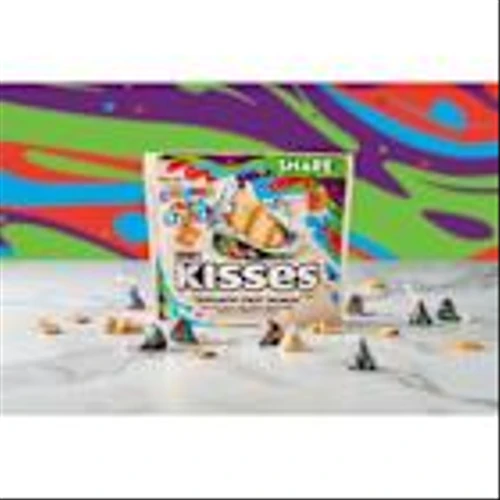 The Collab You Didn't Know You Needed: New HERSHEY'S KISSES Cinnamon Toast Crunch™ Flavored Candies Hit Shelves Nationwide