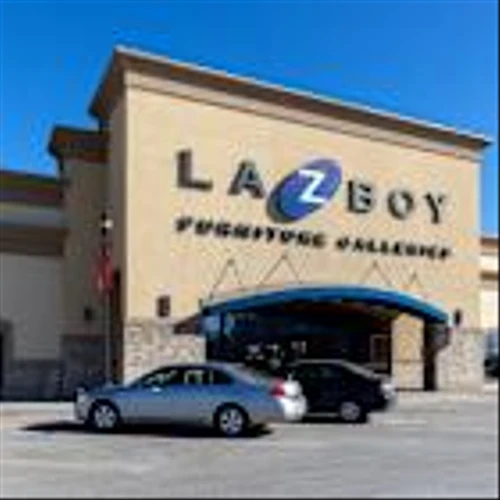 La-Z-Boy Projects Sequential Decline in Fiscal First-Quarter Sales Amid Continued Industry Volatility