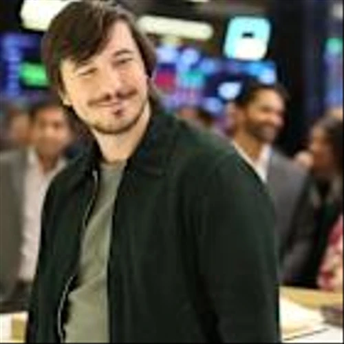 Robinhood takes on premium card issuers