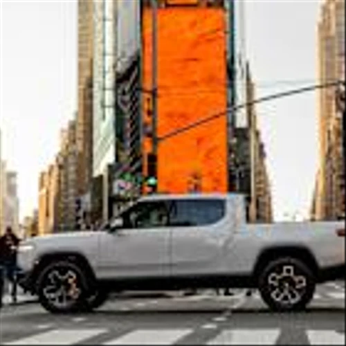Polling Indicates Tesla's Popularity has Plunged: Should Investors Buy Rivian Stock Now?