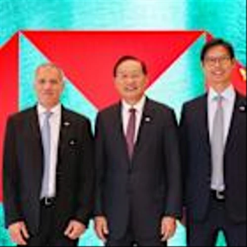 HSBC to privatise Hang Seng Bank in surprise bid for efficiency amid real estate loan woes