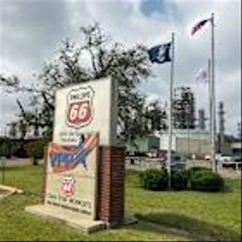 Phillips 66's Los Angeles refinery layoffs to begin in December, sources say