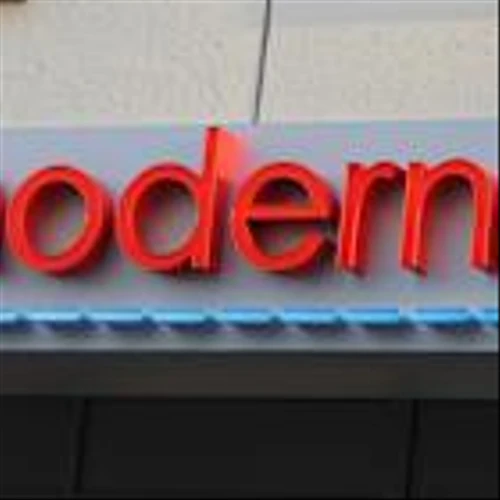 Moderna, Rocket, Hut 8: Market Minute