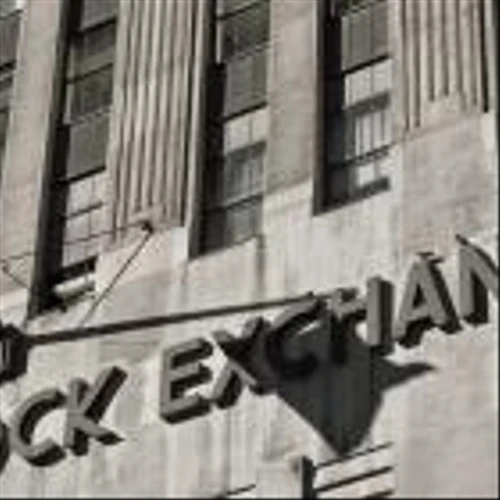 EQR sees uncertainty in LA and DC