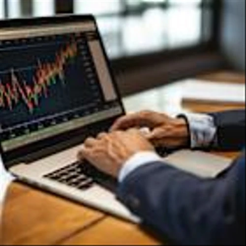 Why UBS Says ASML Is a 2027 Story Worth Buying Now