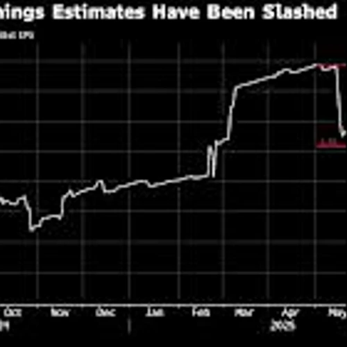 Alibaba Risks Deepening $100 Billion Rout as Turf War Heats Up