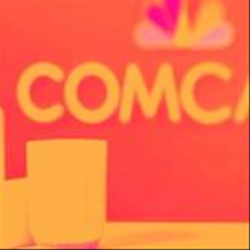 3 Reasons to Avoid CMCSA and 1 Stock to Buy Instead