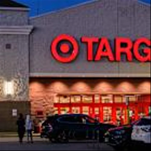 Pressured retailers are posting a complicated quarter — with a dash of ChatGPT