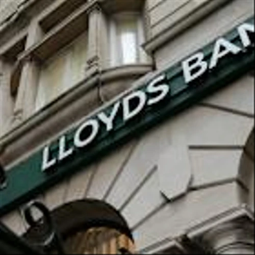 Lloyds Banking Group Confirms Guidance as Interest Income Holds Up