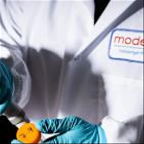 Moderna Is Imperiled by Kennedy’s Health Department. It May Run Out of Cash.
