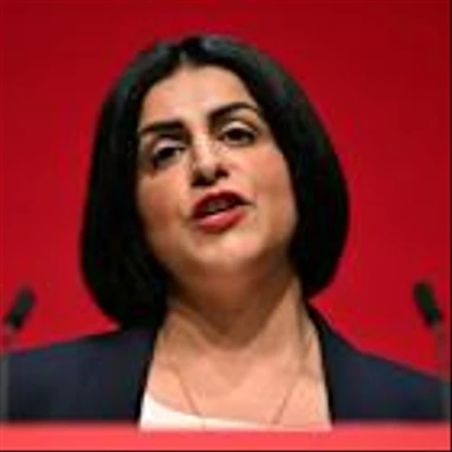 UK govt defends refugee shakeup in face of hard right