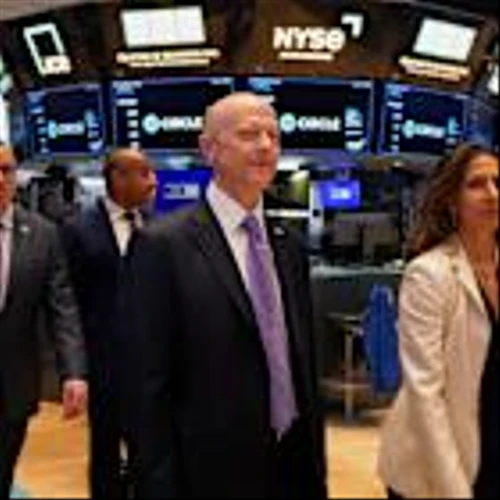 Circle stock slides as analyst says Wall Street 'overstates' stablecoin growth prospects