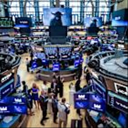 Wall Street Courts Retail Traders to Supercharge IPOs