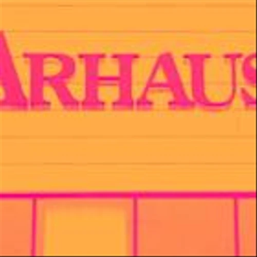 3 Reasons to Avoid ARHS and 1 Stock to Buy Instead