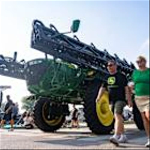 John Deere announces layoffs in Waterloo, Quad Cities in the wake of slow farm orders
