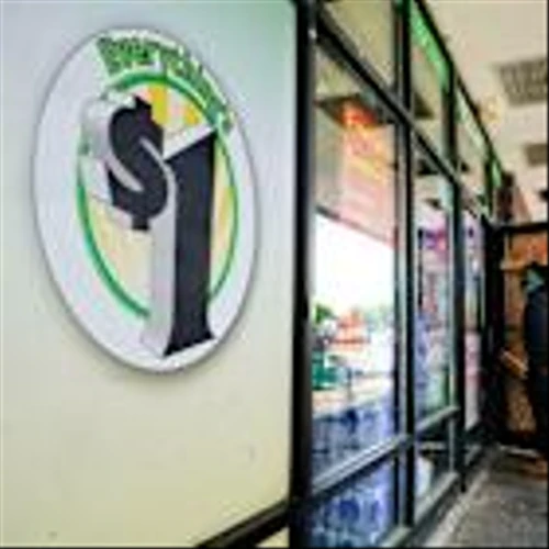 Dollar Tree reappoints veteran MacNaughton as CEO for spun-off Family Dollar