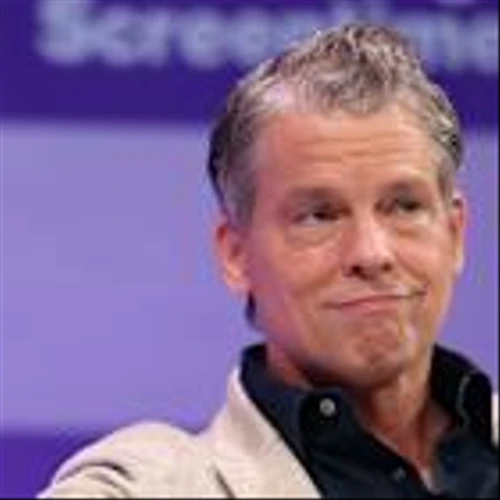 Netflix says Paramount bid ‘doesn’t pass sniff test’ as Warner battle intensifies