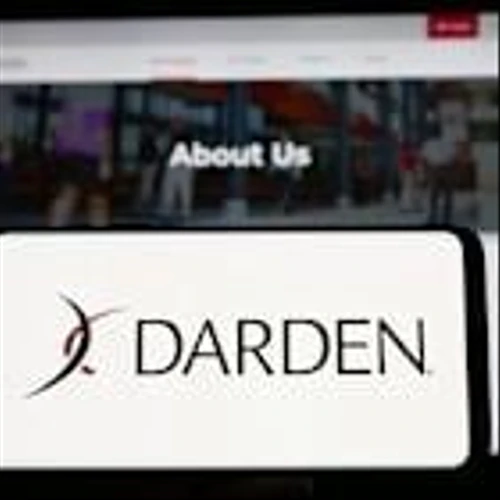 Is Darden Restaurants Stock Underperforming the S&P 500?