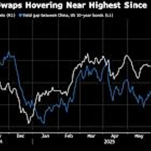 Dollar losing allure for Chinese traders creates runway for yuan
