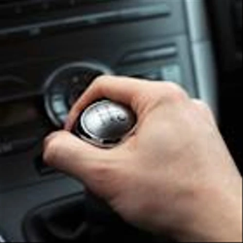 Toyota Brings US Models to Japan Amid Global Sales Decline