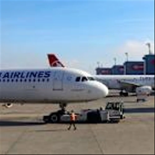 Turkish Airlines completes deal to buy 225 Boeing planes after Erdogan-Trump talks
