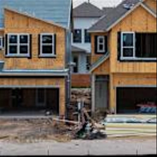 Berkshire Builds Exposure to Housing. Buy DR Horton Stock.