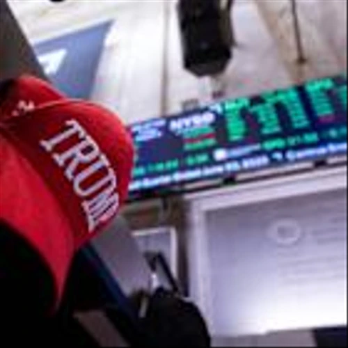 Foreigners Are Buying US Stocks at Record Pace Despite Trade War