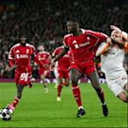 Liverpool condemn 'cowardly' racist abuse of Konate