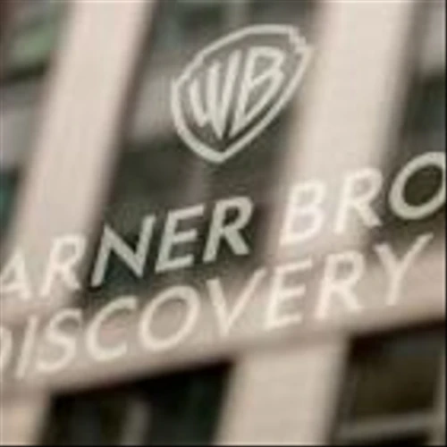 Netflix, Comcast Eyeing Possible Warner Bros. Sale