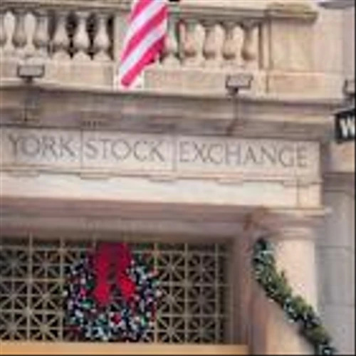 ‘Vortex of Volatility’ Kept 2025 Dealmaking From Breaking Records