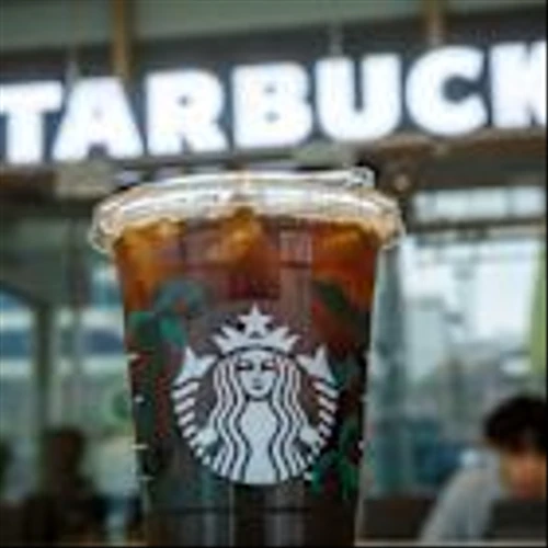 Why Dutch Bros is a top stock pick for 2026, while Starbucks lags