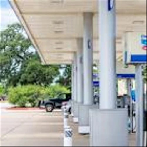 Chevron Stock Is Flexing Its Muscles. 3 More Attractive Energy Plays to Watch.