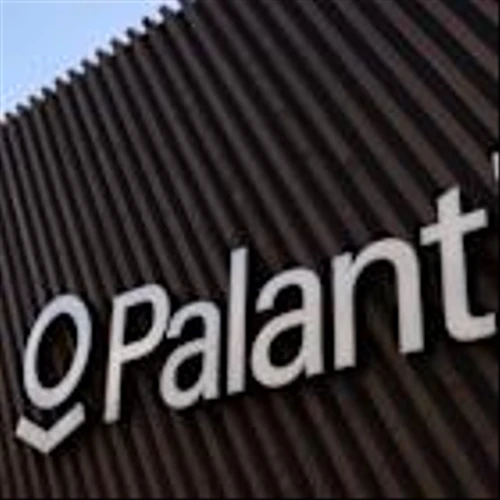 Palantir Stock Jumps After Earnings. Why It’s the ‘Best Story’ in Software.