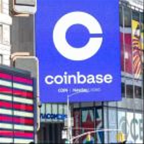 Coinbase Stock Wobbles as Analyst Warns Gains From Bitcoin ETF Might Disappoint