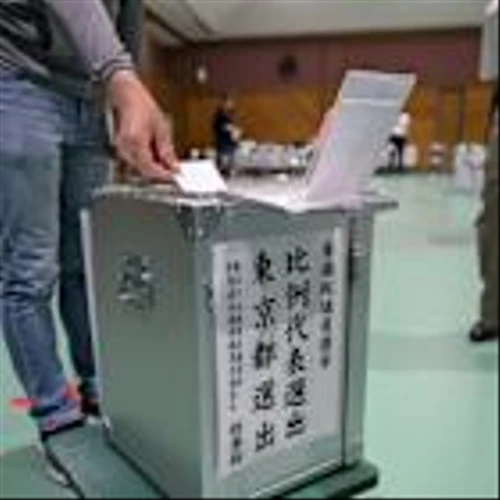 Election drubbing projected for Japan PM