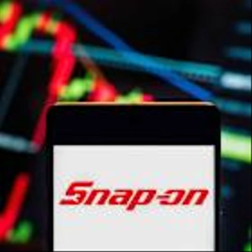 Snap-on Stock Sinks as Toolmaker Attributes Soft Q1 Results to 'Uncertainty'