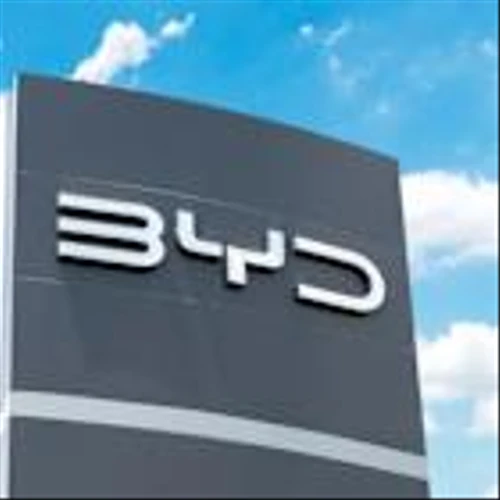 Warren Buffett's Berkshire Hathaway Exits BYD Position After 17 Years, Ending Charlie Munger-Backed Bet