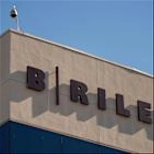 B. Riley Posts Continuing Operations Loss, Buyout Effort Ends