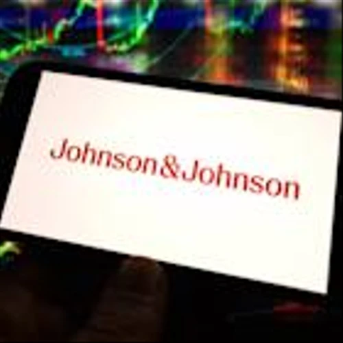 J&J introduces disposable contact lens for astigmatism and presbyopia