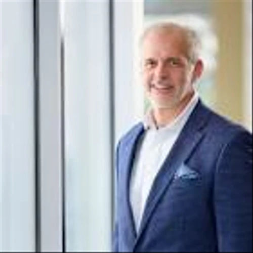 Hormel Foods Announces Retirement of Scott Aakre, Group Vice President and Chief Marketing Officer for Retail, Following a Distinguished 35-year career