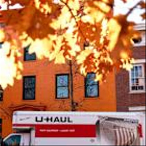 Buy U-Haul Stock. Shares Could Make a U-Turn as Earnings Rise.