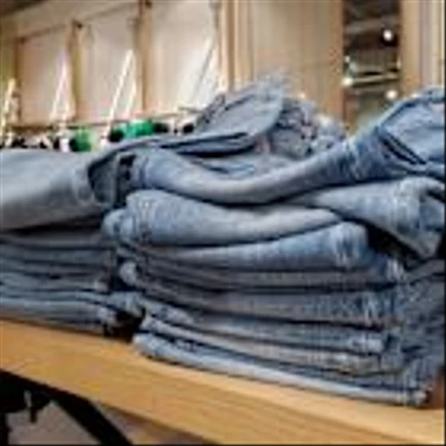 Had You Invested $1,000 in Costco or Walmart 10 Years Ago, Here’s What You’d Have Today