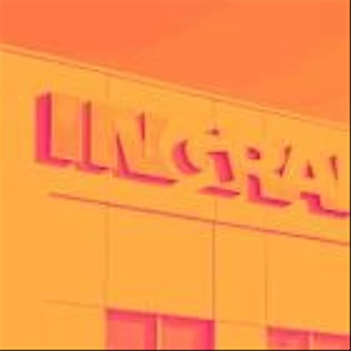 Q1 Rundown: Ingram Micro (NYSE:INGM) Vs Other IT Distribution & Solutions Stocks