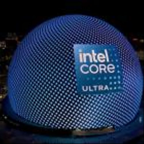 Intel Stock Flashes Sell Signals After Chipmaker's Outlook Badly Misses