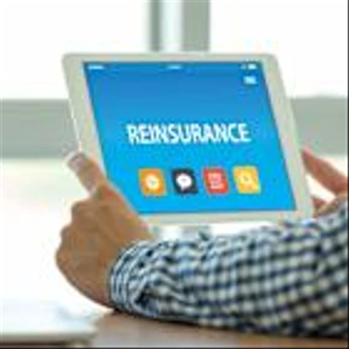 Swiss Re and RIQ collaborate on AI-driven reinsurance solutions in UAE