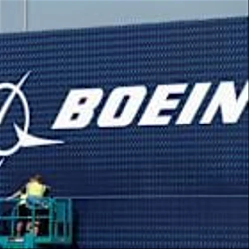 Boeing focuses on recovery, but watching market for new single-aisle jet
